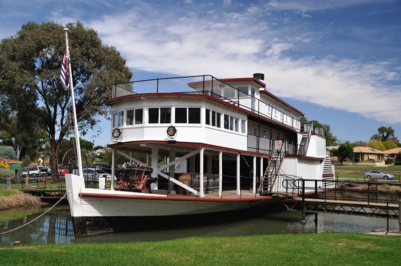 Image of The Gem, a paddlesteamer